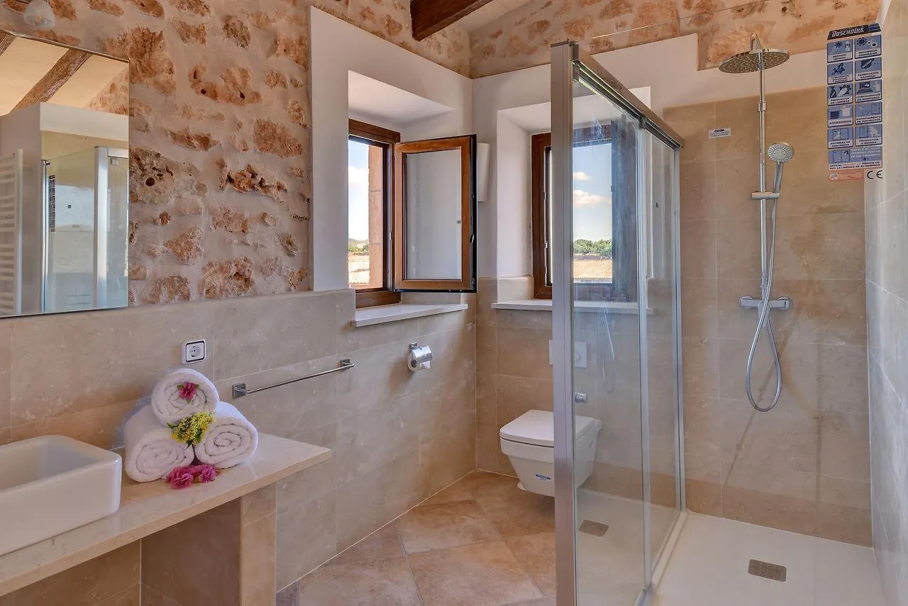 Finca Sonduri Porto Petro  Holiday home